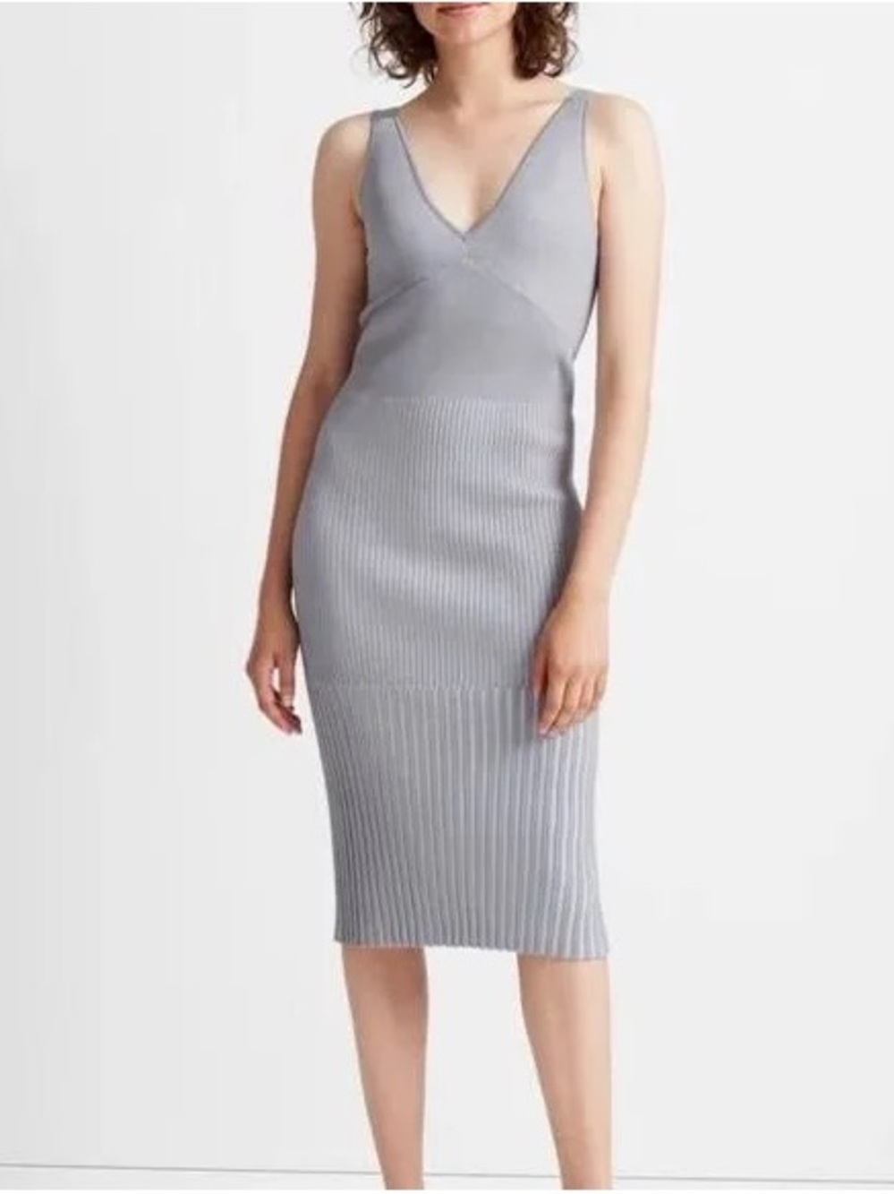 Club Monaco Nomnomm